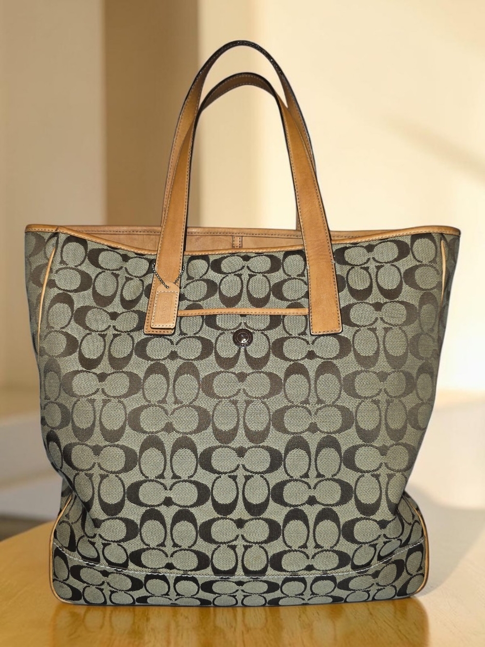 Coach Vintage Signature Jacquard Gallery Tote - GUC